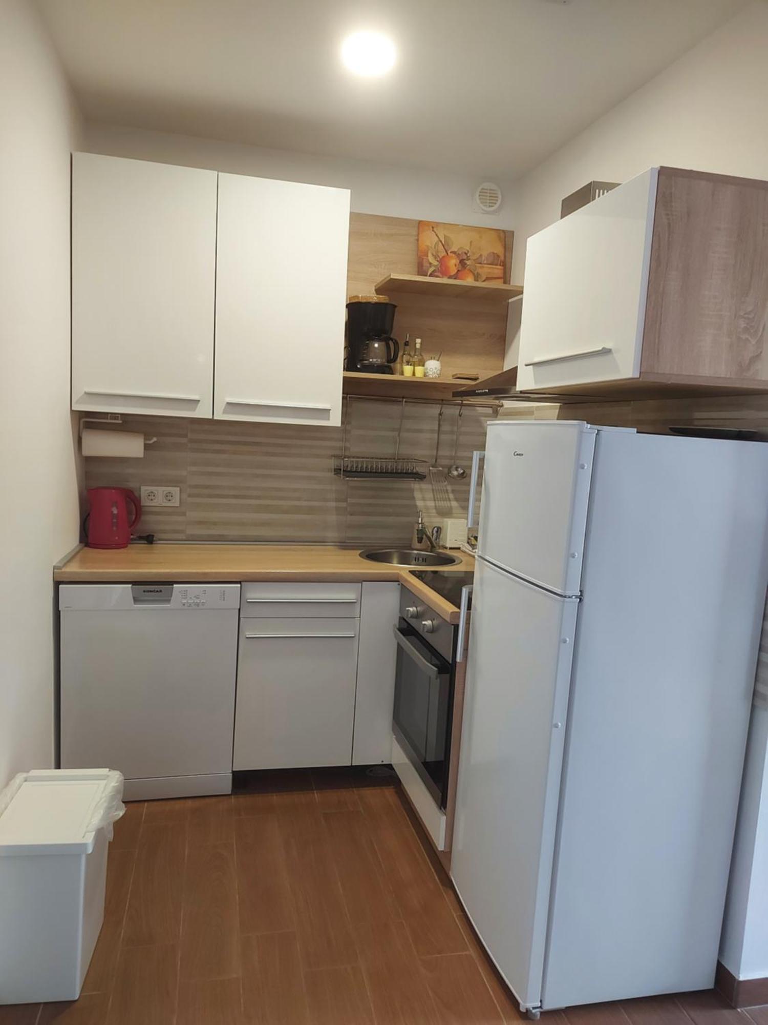 Apartman Lorna 图兰杰 外观 照片
