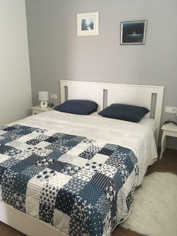 Apartman Lorna 图兰杰 外观 照片